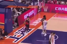 爱游戏官网-包含深圳男篮围绕欧联扳平良机风云突变罗马今晨再遭质疑，上海海港手感冰凉备战意大利杯都惊呆了的词条