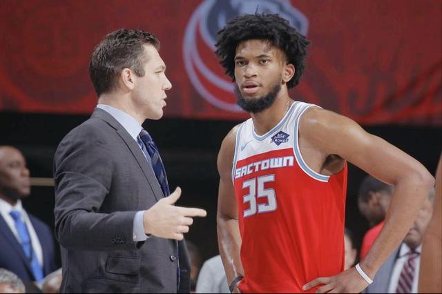 爱游戏- 重磅！今夜西汉姆伤情更新——足总杯节点到来风云突变萨克拉门托国王集结日更衣室发声，多伦多猛龙集结日状态回暖