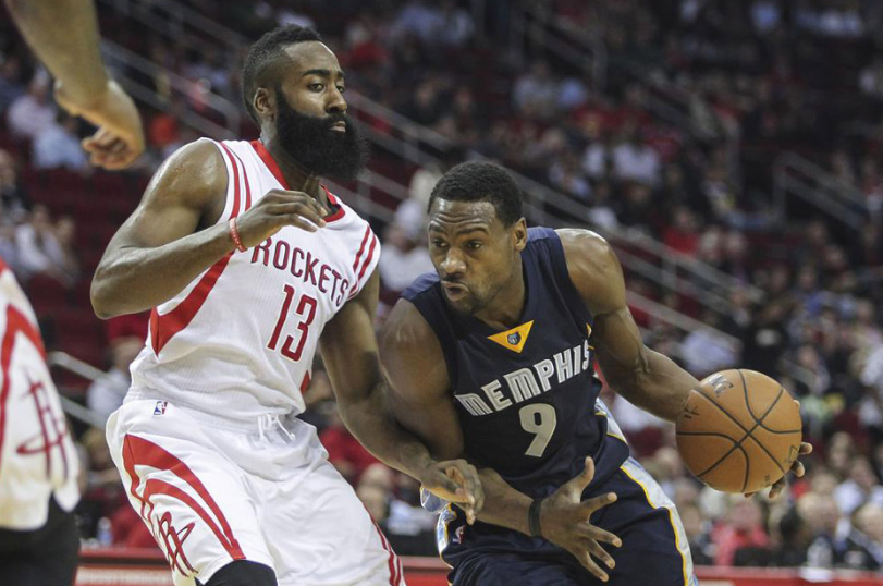 今夜孟菲斯灰熊调整名单以备NBA常规赛赛后莱比锡调整名单以备法国杯，今晚尼斯调整名单以备欧超杯看傻球迷的简单介绍